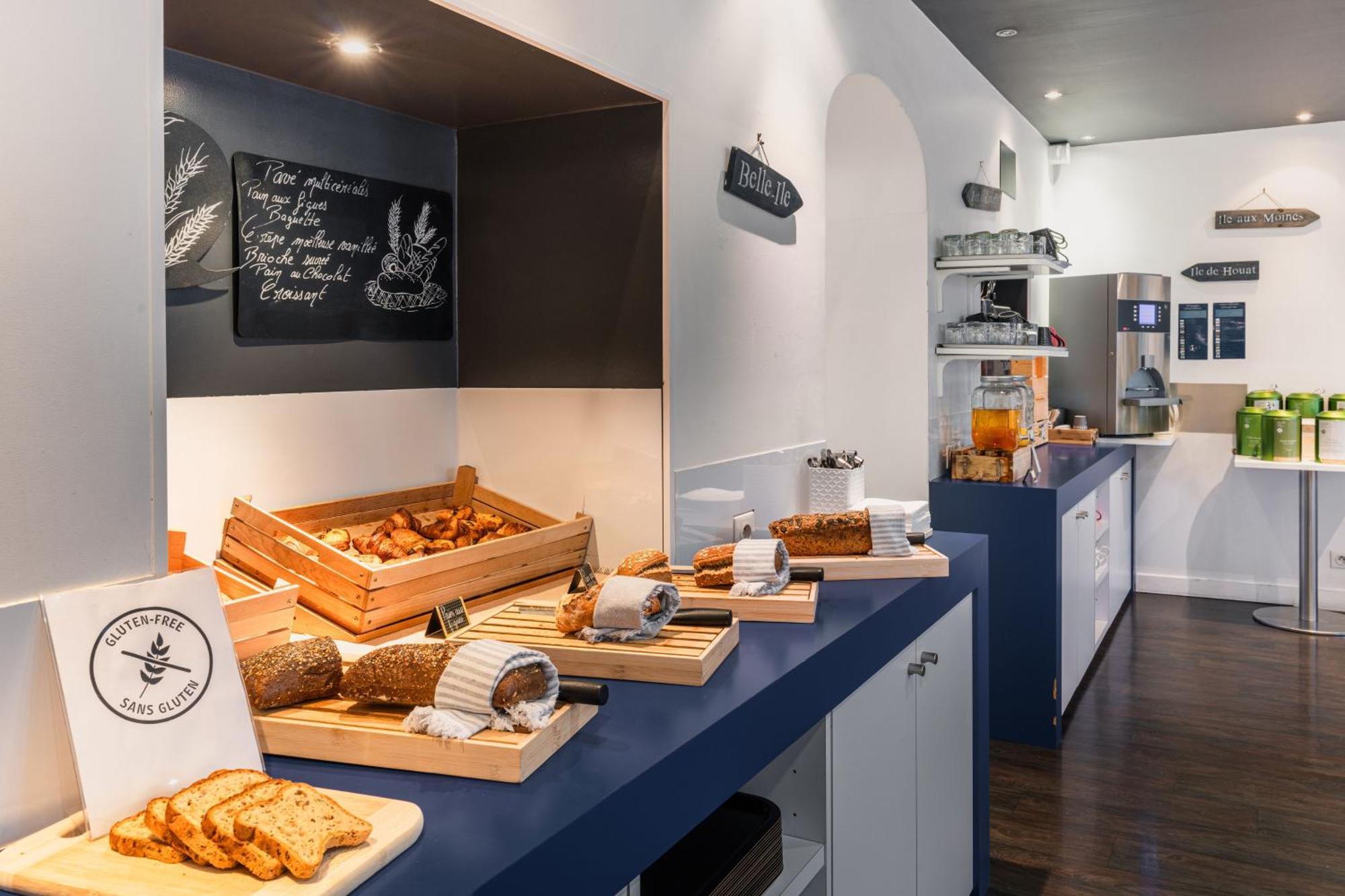 Ibis Styles Vannes Gare Centre Ngoại thất bức ảnh