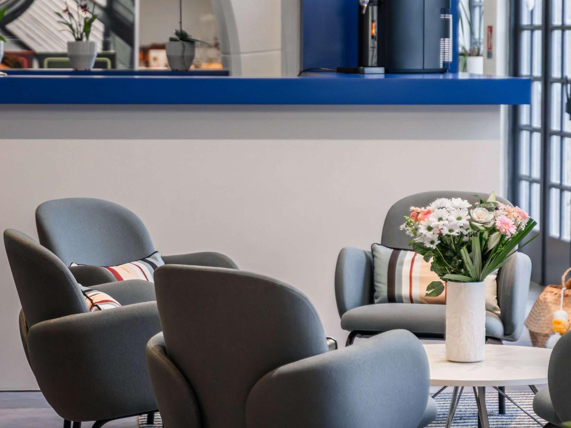 Ibis Styles Vannes Gare Centre Ngoại thất bức ảnh