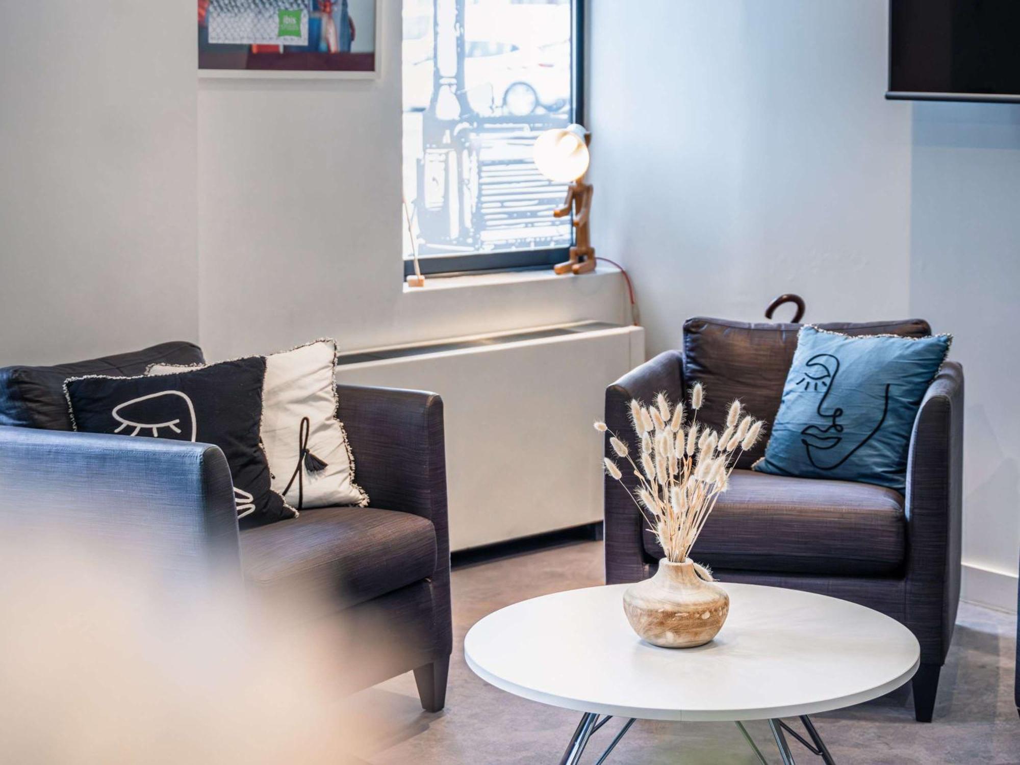 Ibis Styles Vannes Gare Centre Ngoại thất bức ảnh